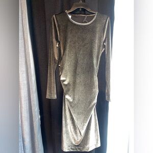 BCBGMAXAZRIA Elegant Gold Long Sleeve Dress